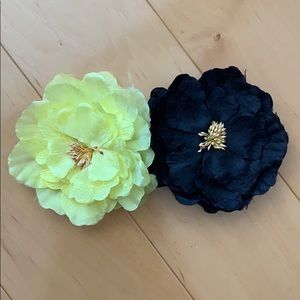 Black and Yellow Flower Hair/Pin